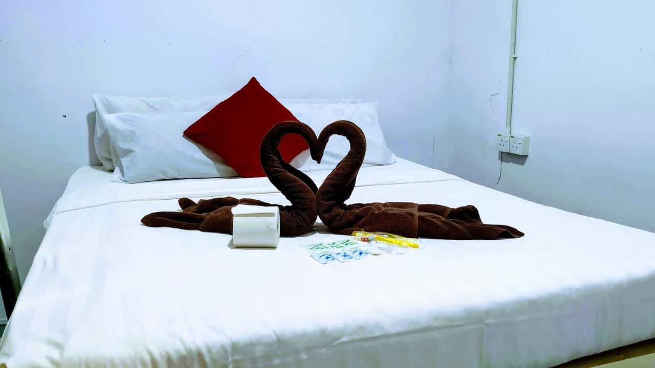 קוטה קינבלו Get Inn Backpackers מראה חיצוני תמונה